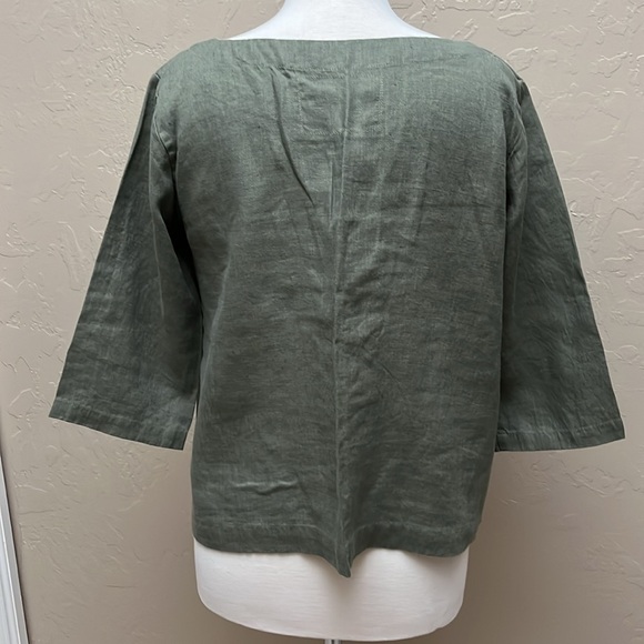 notPERFECTLINEN January Top in Forest Green Linen, S/M - Picture 2 of 9